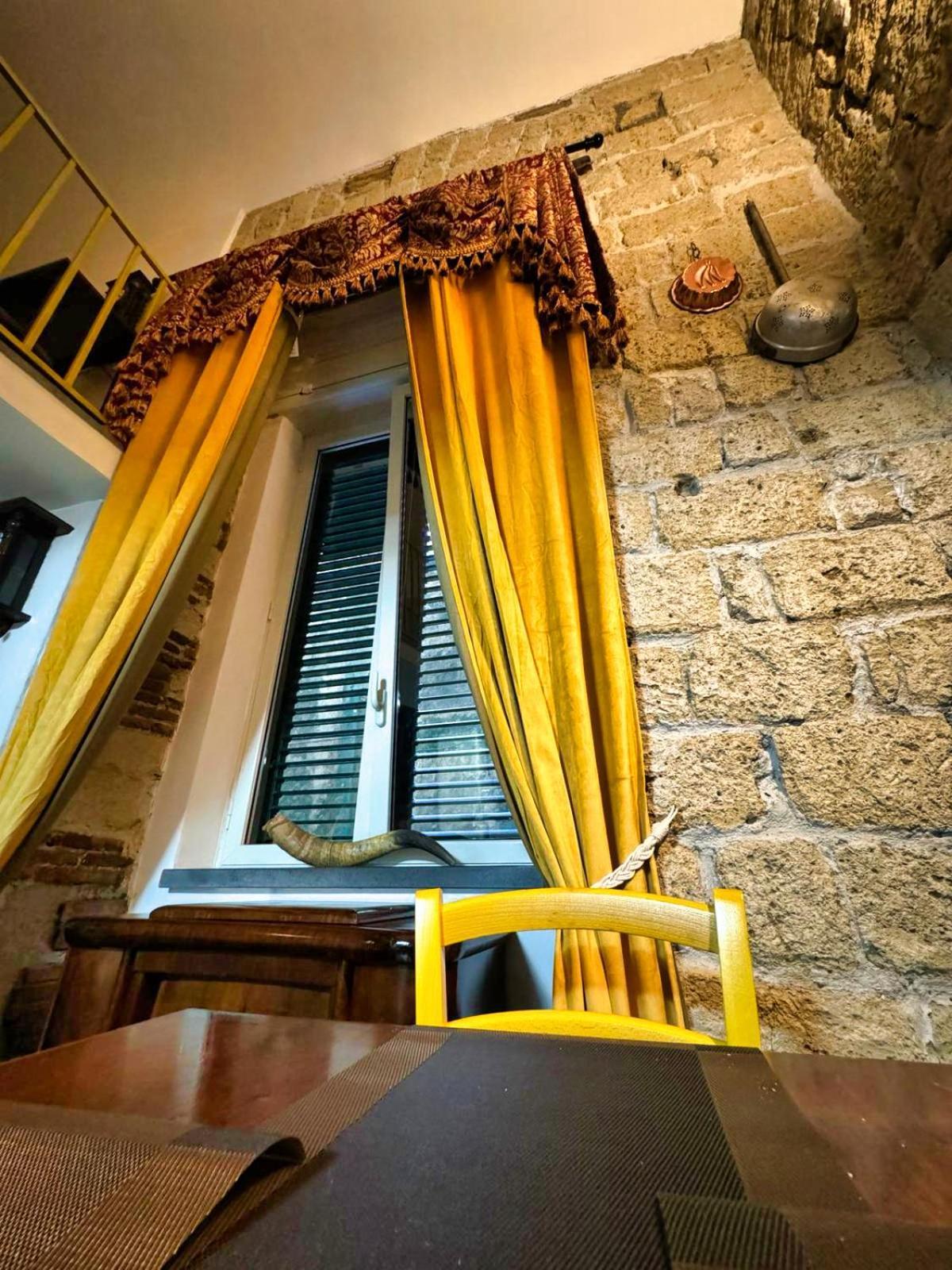 Carlito'S House- Un'Intera Casa Al Centro Storico Διαμέρισμα Νάπολη Εξωτερικό φωτογραφία