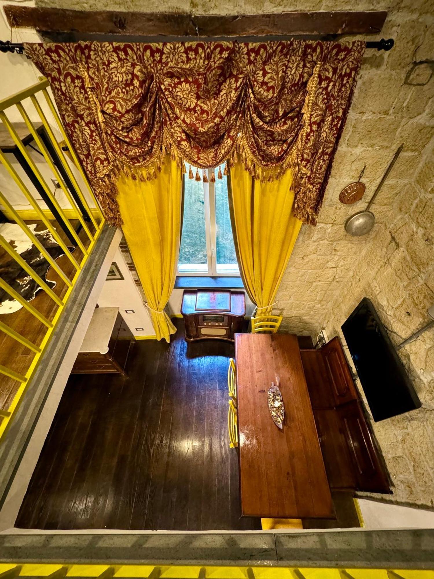 Carlito'S House- Un'Intera Casa Al Centro Storico Διαμέρισμα Νάπολη Εξωτερικό φωτογραφία